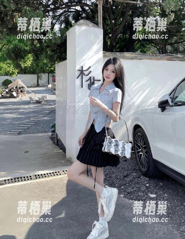 观看时发现51cg官网变得像魔法一样，快找找去！