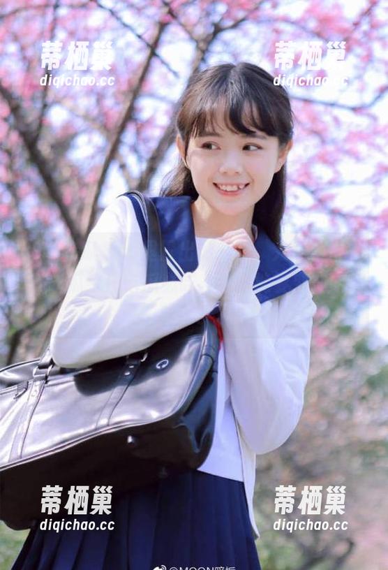 ios里冒出的八卦，人间值得？51吃瓜今日吃瓜必吃，我可能要变成吃瓜群众了～