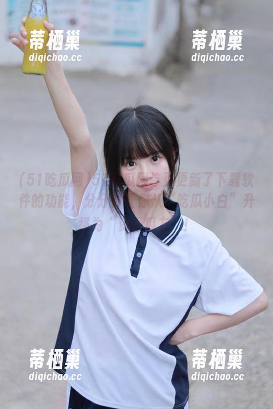 51吃瓜网首页更新了下载软件的功能，分分钟让你从“吃瓜小白”升级为“资深瓜友”！