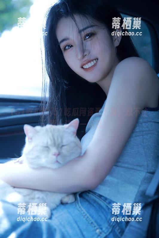 51吃瓜网 51吃瓜网资源下载:忍不住要一边看一边吼!