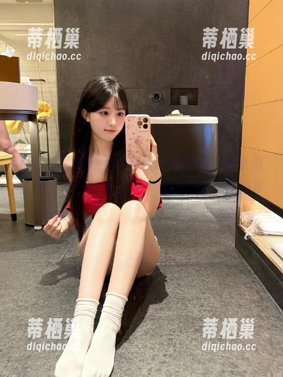51在线吃瓜 51在线吃瓜官网,潜水员亲测:水下饮用瓜汁,连腮帮子都在鼓掌!