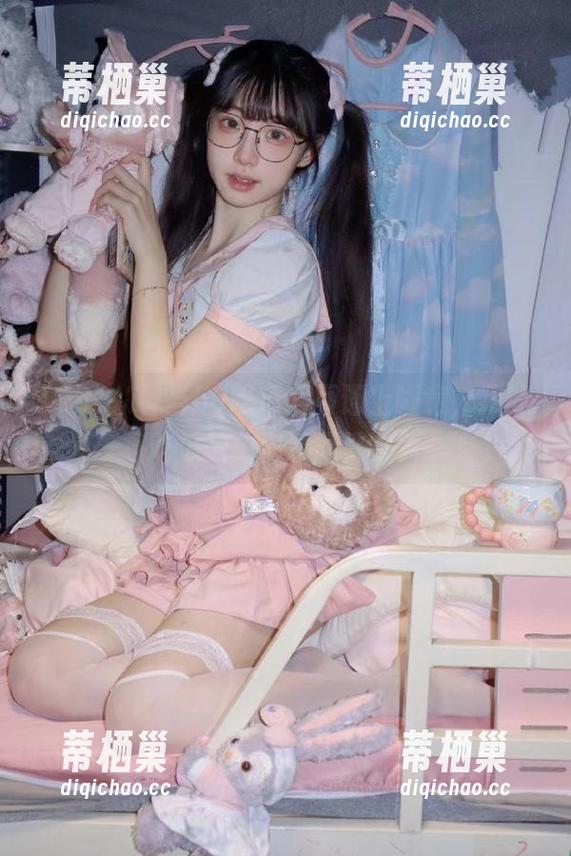 58吃瓜 当58吃瓜网页遇上睡意,我的吃瓜欲为何瞬间消失?