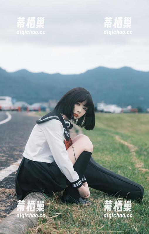 IOS里的奇闻趣事：718.sx全新上线，心里默默期待。