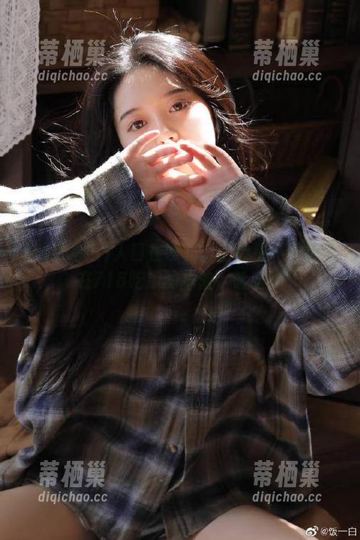 入口在哪儿？仿佛是一场迷失在718吃瓜的探险，哈哈！