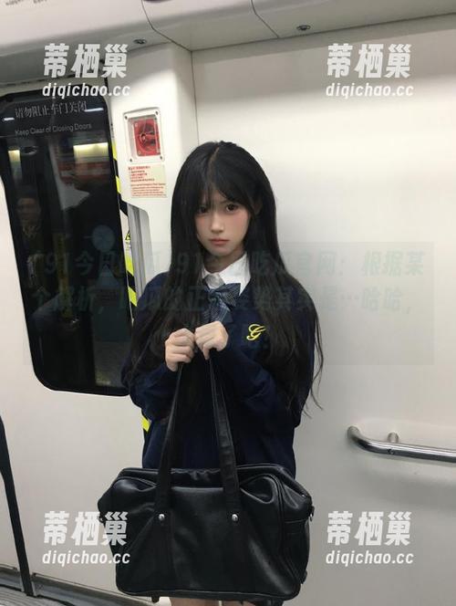91今日吃瓜官网：根据某个解析，吃瓜的正确姿势其实是…哈哈，太逗了吧！
