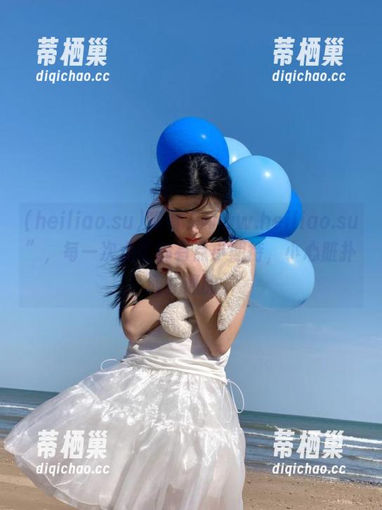 观看“www.heiliao.su”，每一次点击都有点小期待，小心脏扑通扑通的。