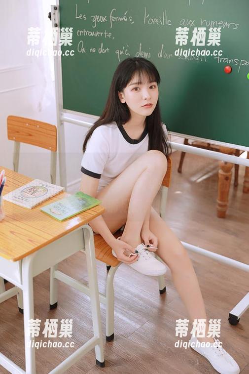 直达“tttzzz黑料不打烊肾虚18连”里的流行趋势，简单直接，今日份好奇心满足器来啦！