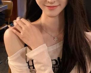 听说下载xgua99.tv能让你更了解我的“微妙”，是不是该试试？