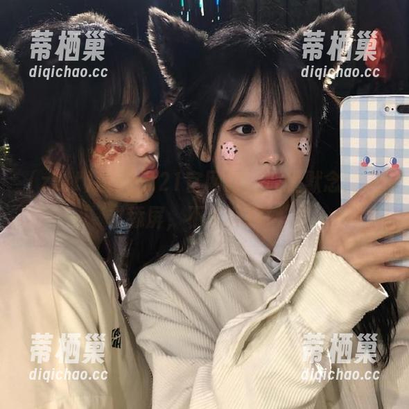 逛zztt21官网时，心里默念：“求舔屏，不求真相！”