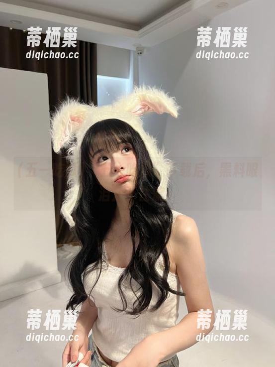 “五一吃瓜”下载后，黑料眼泪止不住流！