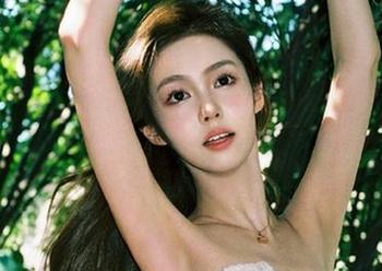 今天在五一吃瓜网站，看到的一瓜比一瓜多，真是太疯狂。