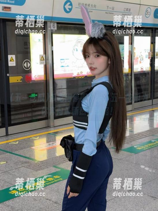 五一吃瓜 瓜吃得停不下来,五一吃瓜为你奔向最新热门线路!