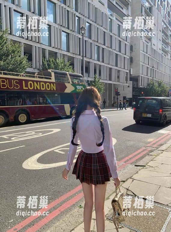 你登录吃瓜17cg了吗？我觉得今天的瓜有点甜！