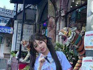 光看不说，先到“吃瓜直播”首页先“吸条瓜”！