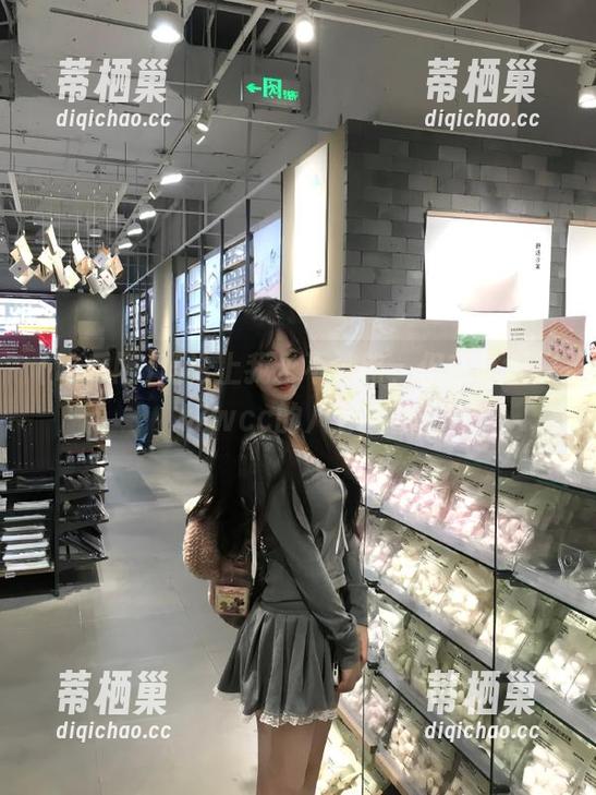 理论上我永不迷路，但在吃瓜网t7wcc的八卦里…