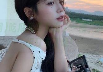 吃瓜网首页逛了一圈，咋连我都想打卡了呢！