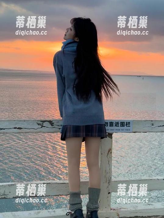 来看看吃瓜网91苹果版，带你体验何为“无下限”的吃瓜快感！