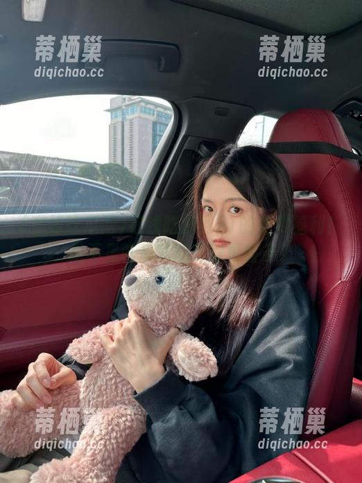 在线吃瓜网51的免费福利！是不是吃瓜就能变得更苗条？