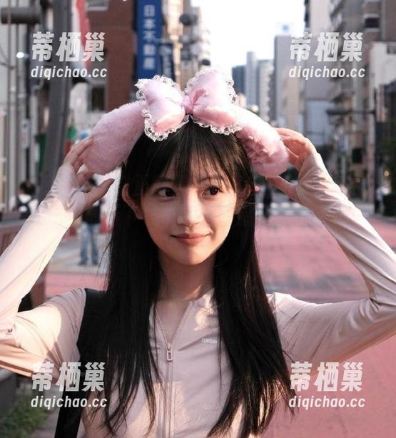 好莱坞黑料正能量新玩法，最新下载带你看明星见不得人的一面！