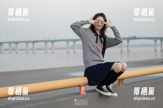 我登录娱乐718，看到“快乐你我他”变身，心想这到底是好还是坏啊？