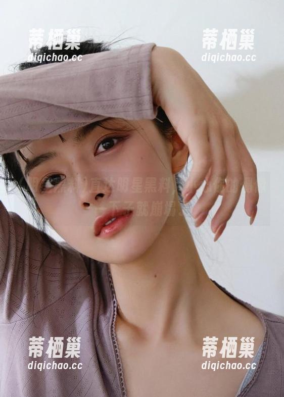 直达明星黑料，小心你的偶像一下子就崩塌了