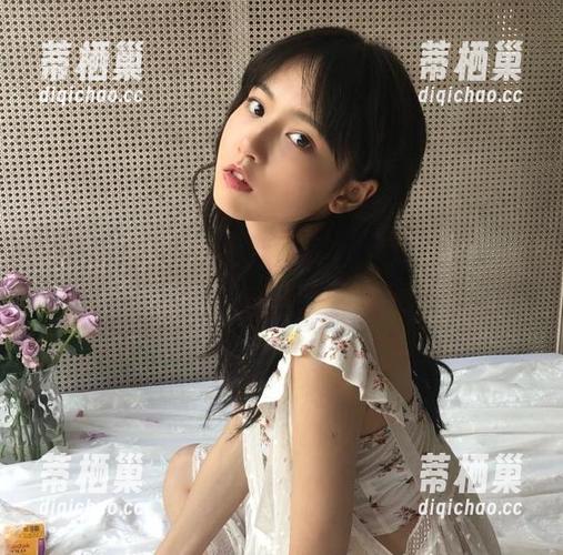 听说黑料不打yang上了个免费新瓜，赶紧的！