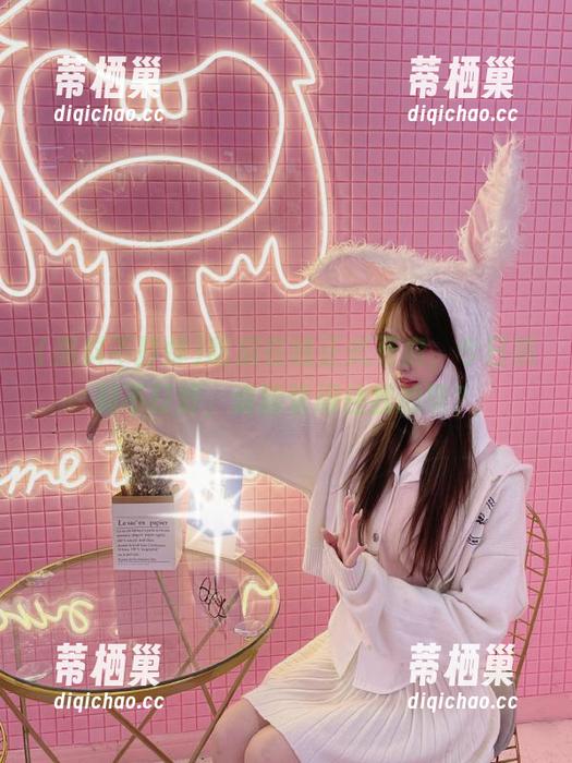 吃瓜在线正式开启，今日黑料不打烊，谁能管得住我的嘴？