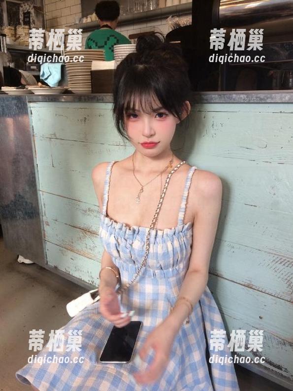 我在‘黑料不打烊tttzzz入口’徘徊，你在浓浓期待中打转？