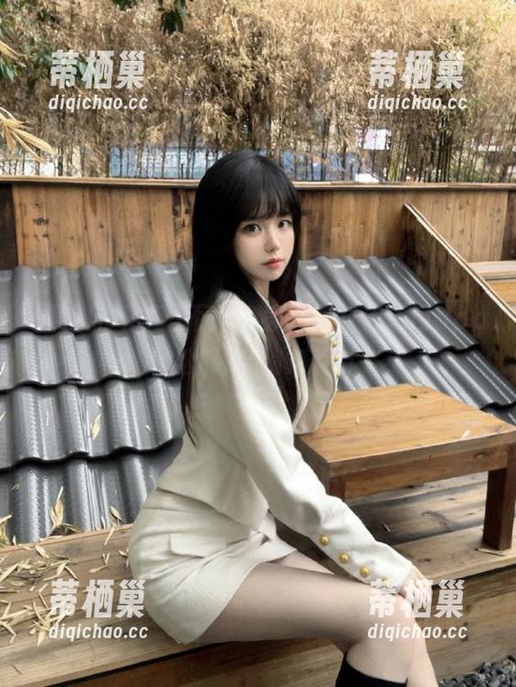 不用隐身，黑料传送门app轻松搞定低调窥探！