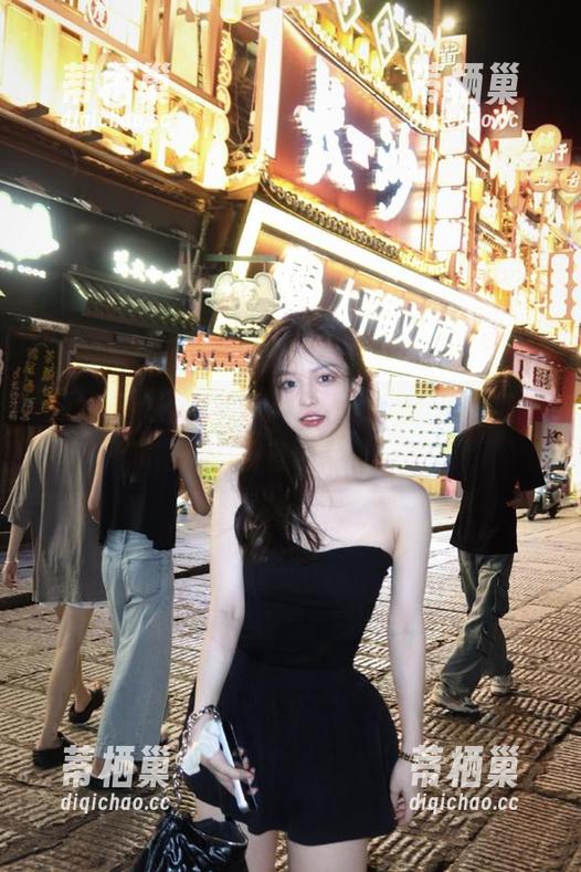 黑料传送门 从黑料传送门抓到网址后,内心的好奇已然爆表!