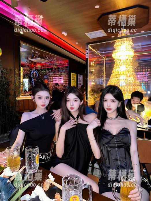 在黑料正能量和index.php之间，你猜哪个资源更容易翻车？