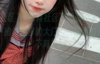 “黑料社区”网站，入口就像打开一扇新世界的大门……里面的料可真不简单。
